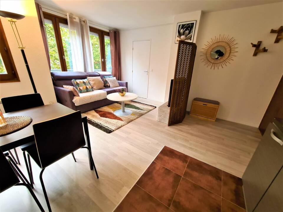 Ferienwohnung Joli T2 Lumineux Et Cosy Au Centre D'Annecy Exterior foto